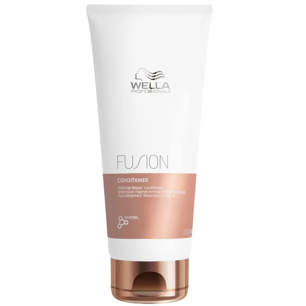 Wella Professionals Fusion Intense Repair Set - Shampoo 250 ml + Conditioner 200 ml - Image 3